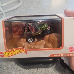 Mattel Hot Wheels 1944 Willys MB Jeep - Dark Green